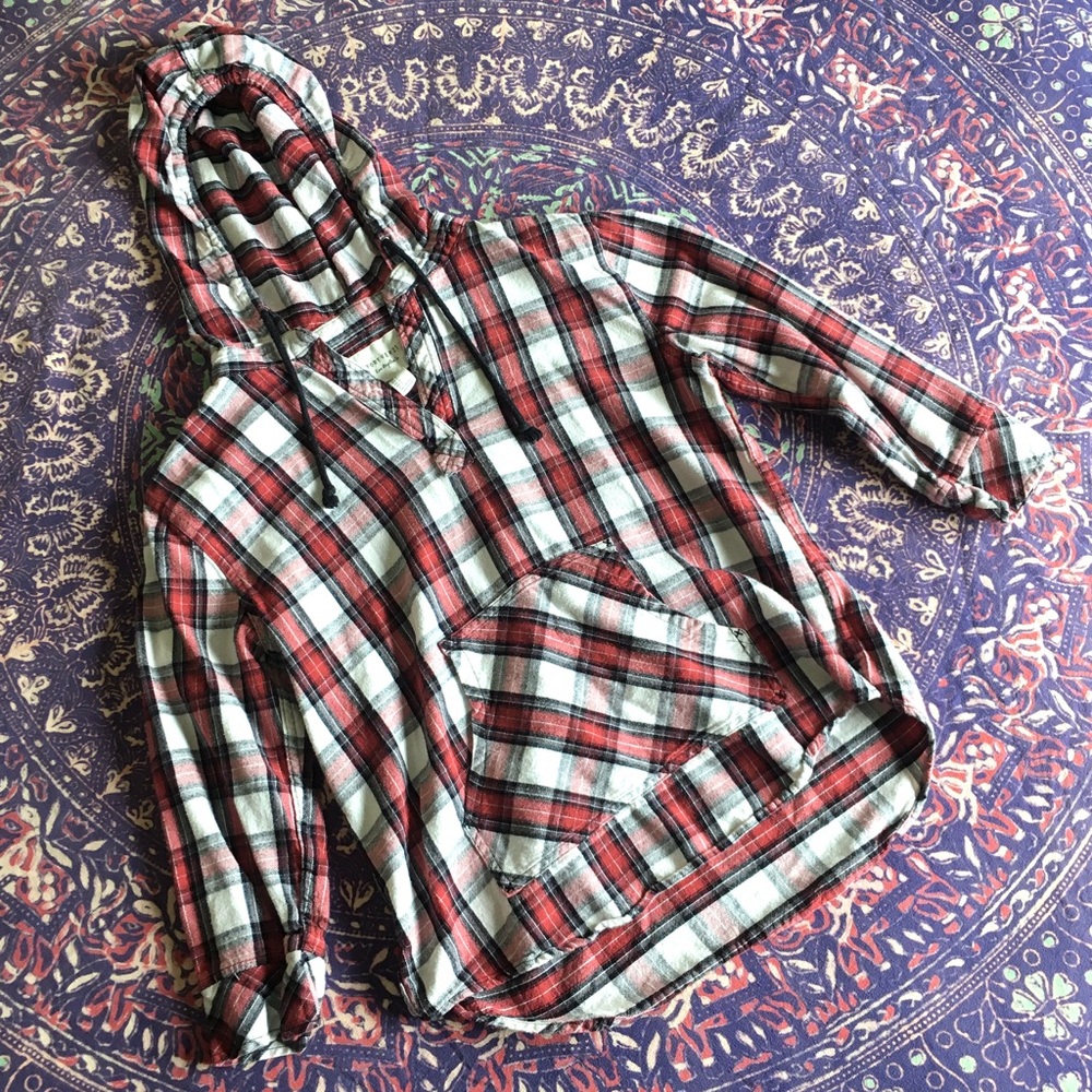 Hooded Flannel Top w/ Front Pocket